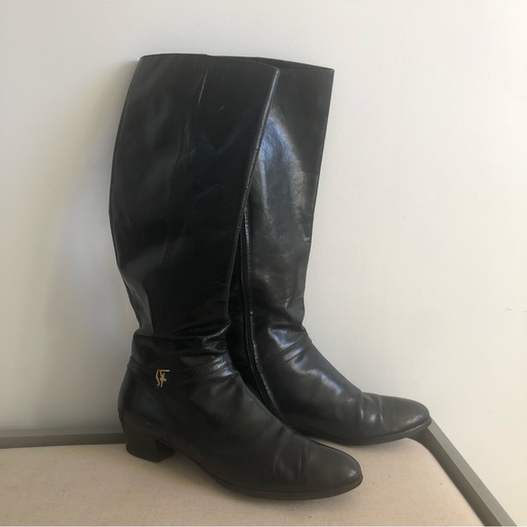 Salvatore Ferragamo Leather boots - Picture 1 of 5